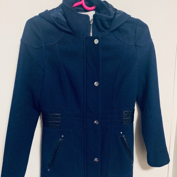 Guess Coat - Picture 3 of 4